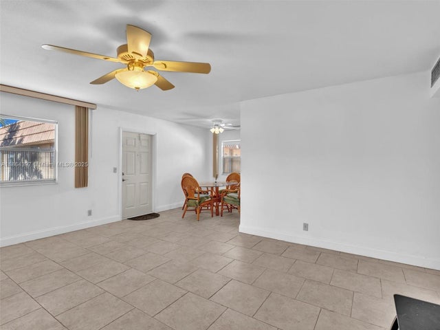 4 of 37 - 228 E Saxony E 228, Delray Beach, FL