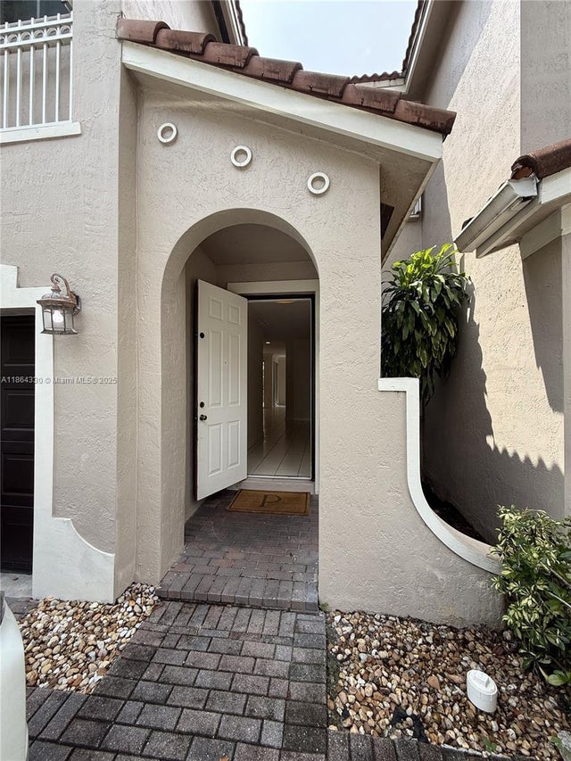 2 of 60 - 14928 Sw 23rd St, Miami, FL