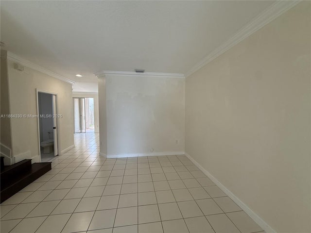 4 of 60 - 14928 Sw 23rd St, Miami, FL