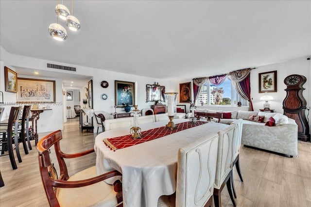 5 of 58 - 3800 Hillcrest Dr 411, Hollywood, FL