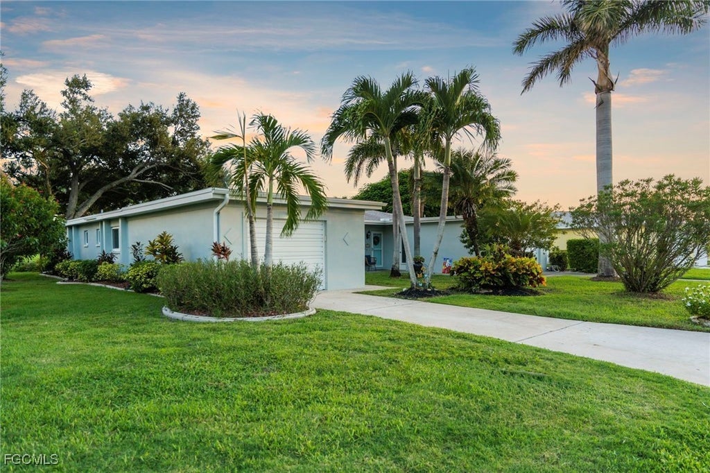 8600 Granada Ct, Fort Myers