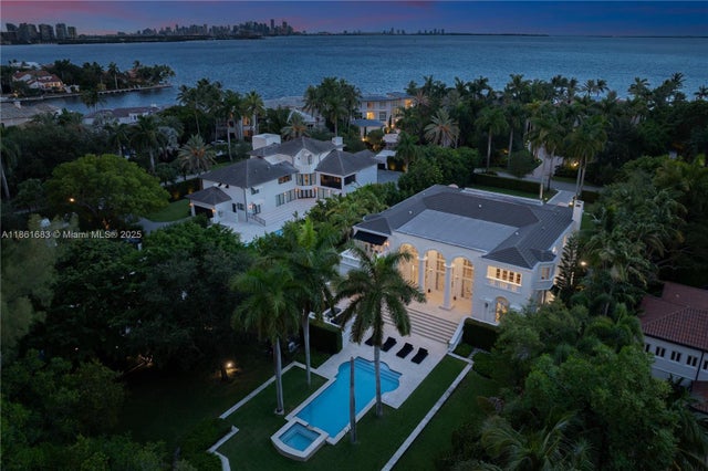1 of 62 - 26 Tahiti Beach Island Rd, Coral Gables, FL