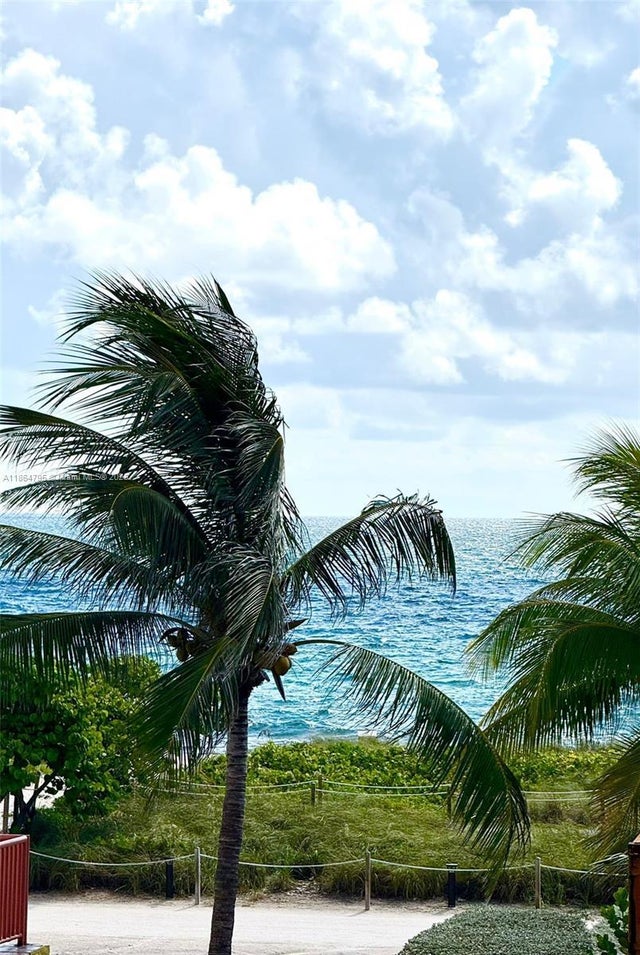 4 of 19 - 9225 Collins Ave 307, Surfside, FL
