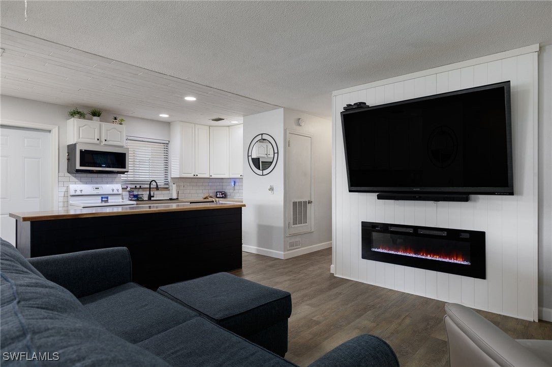 Photo of Listing #225067912