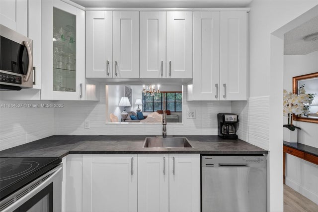 3 of 46 - 5001 Nw 34th St 304, Lauderdale Lakes, FL