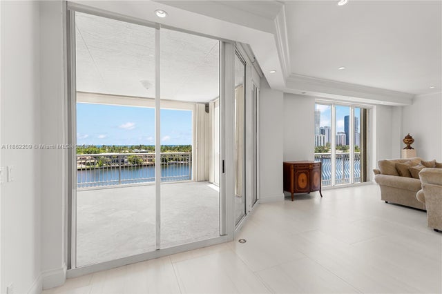 5 of 24 - 19925 Ne 39th Pl 603, Aventura, FL