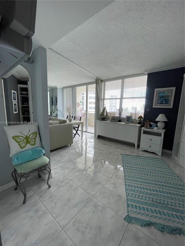 4 of 19 - 3180 S Ocean Dr 204, Hallandale Beach, FL