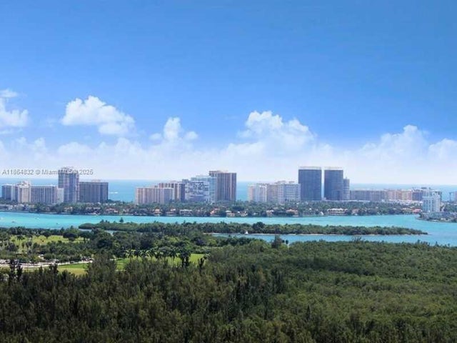 4 of 44 - 14951 Royal Oaks Ln 1909, North Miami, FL