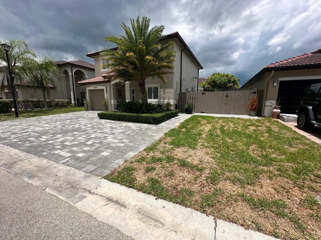 2 of 47 - 13430 Sw 118th Pl, Miami, FL