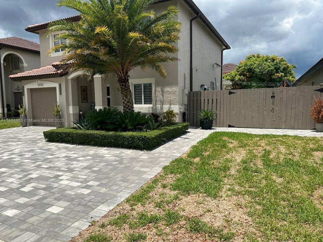 3 of 47 - 13430 Sw 118th Pl, Miami, FL