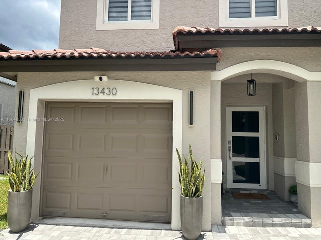 4 of 47 - 13430 Sw 118th Pl, Miami, FL