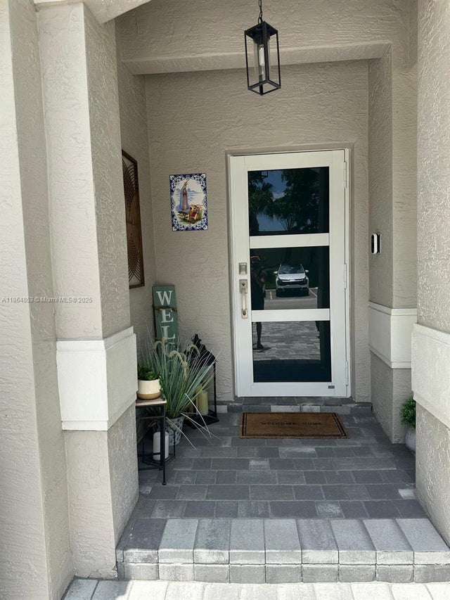 5 of 47 - 13430 Sw 118th Pl, Miami, FL