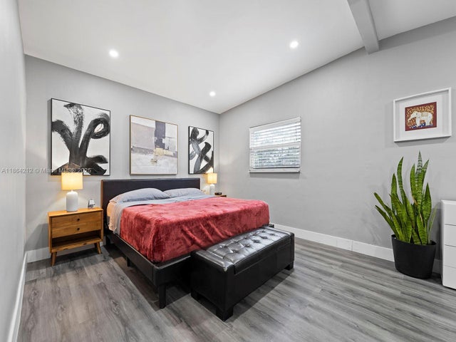 5 of 10 - 3106 Sw 14th St, Fort Lauderdale, FL