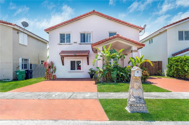 1 of 36 - 15502 Sw 137th Pl, Miami, FL
