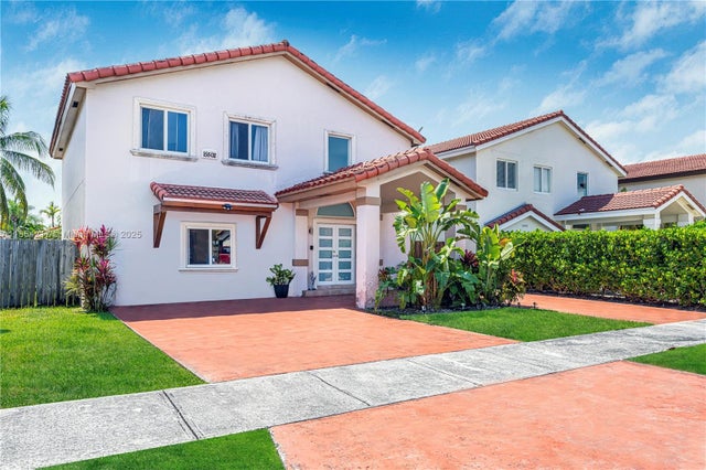 2 of 36 - 15502 Sw 137th Pl, Miami, FL