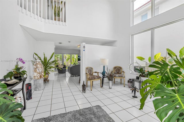 4 of 36 - 15502 Sw 137th Pl, Miami, FL