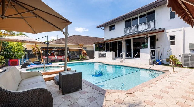 2 of 49 - 5875 W 3rd Ln, Hialeah, FL