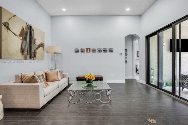 5 of 25 - 11610 Nw 83rd Way, Parkland, FL