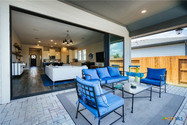 8104 Silhouette Street, Austin