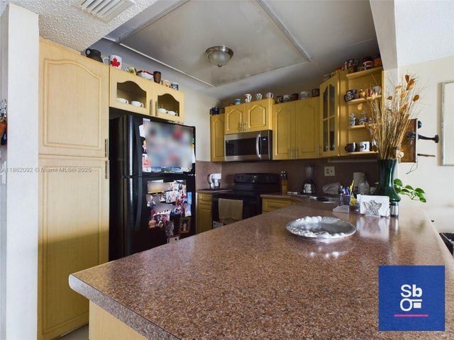3 of 21 - 2100 Sans Souci Blvd A707, North Miami, FL