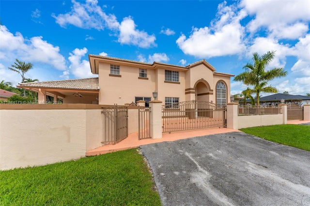 2 of 55 - 3200 Sw 132nd Ave, Miami, FL