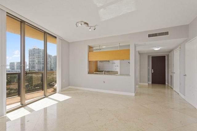 3 of 12 - 16275 Collins Ave 904, Sunny Isles Beach, FL