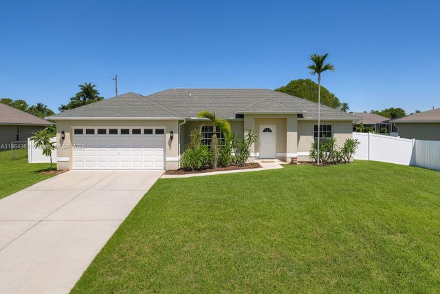 118 Ne 9th Ct, Cape Coral