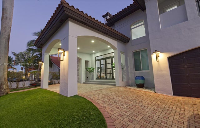 2 of 97 - 3368 Ne 169th St, North Miami Beach, FL