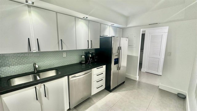 2 of 22 - 19370 Collins Ave 319, Sunny Isles Beach, FL