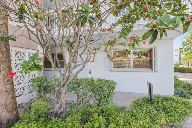 4 of 33 - 2000 S Federal Hwy 109, Boynton Beach, FL