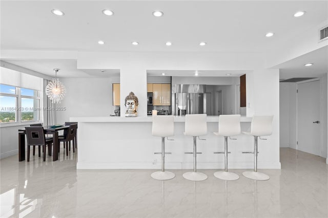 3 of 16 - 2751 S Ocean Dr Ph08n, Hollywood, FL