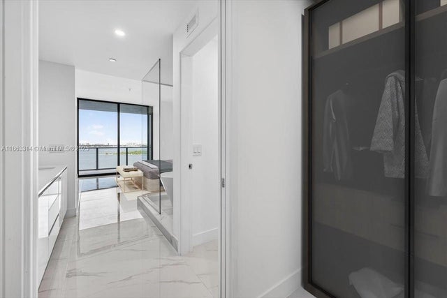 4 of 35 - 700 Ne 24th 1104, Miami, FL