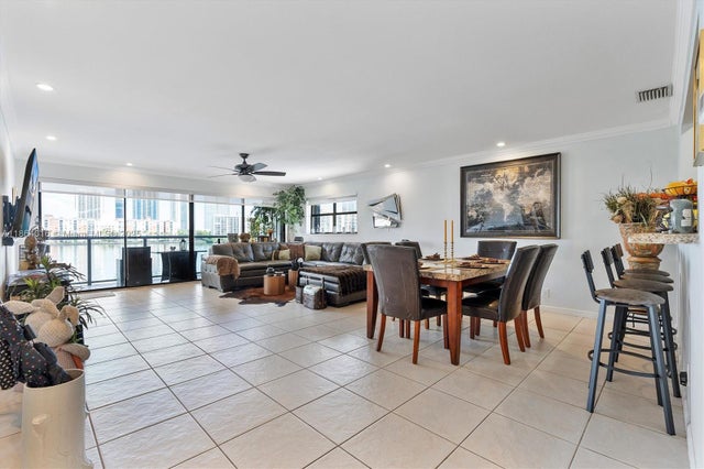 4 of 33 - 4000 Ne 168th St Ph5a, North Miami Beach, FL