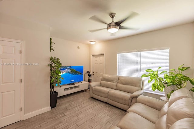 2 of 19 - 23 Simonton Cir, Weston, FL