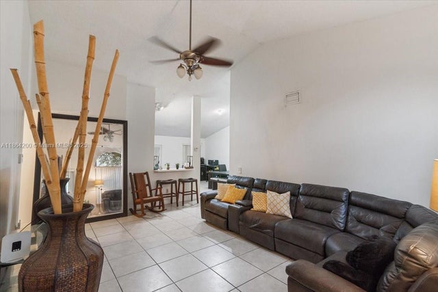 3 of 29 - 1600 Sw 87th Ave, Pembroke Pines, FL
