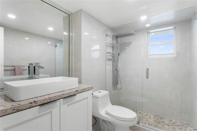 5 of 19 - 2101 S Ocean 1001, Hollywood, FL