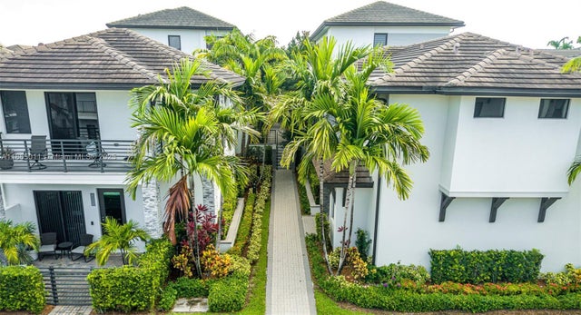 2 of 79 - 8263 Nw 47th Ter, Doral, FL
