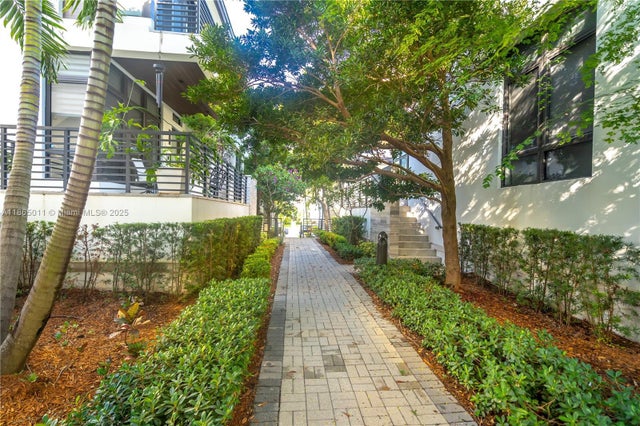 4 of 79 - 8263 Nw 47th Ter, Doral, FL