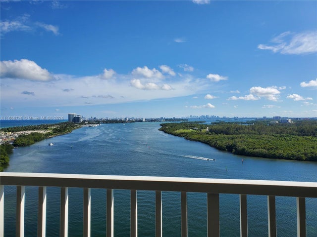 1 of 34 - 300 Bayview Dr 1902, Sunny Isles Beach, FL