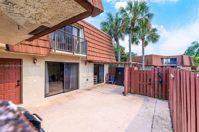 2 of 36 - 1306 Sw 118th Ter, Davie, FL