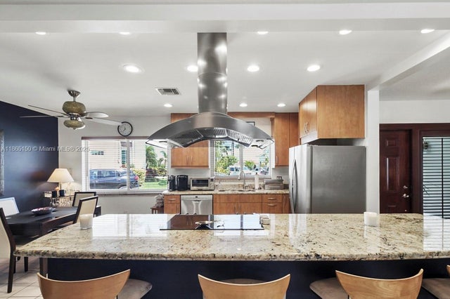 3 of 33 - 19125 Waterway Rd, Jupiter, FL