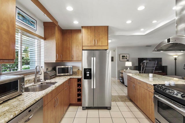 5 of 33 - 19125 Waterway Rd, Jupiter, FL