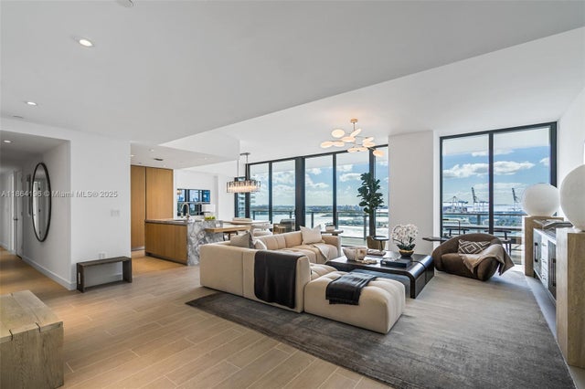 1 of 21 - 500 Alton Rd 1803, Miami Beach, FL