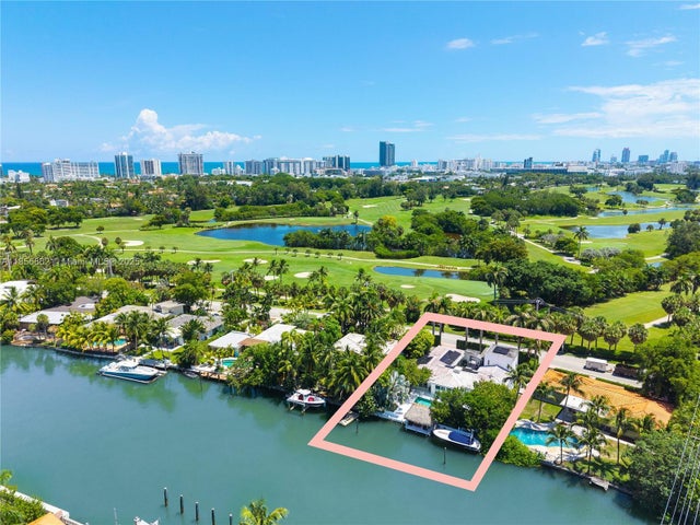 2 of 35 - 3220 Chase Ave, Miami Beach, FL