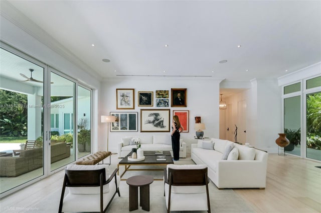 5 of 52 - 5501 Snapper Creek Rd, Coral Gables, FL