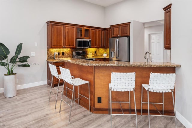 5 of 26 - 2587 Jardin Ct, Weston, FL