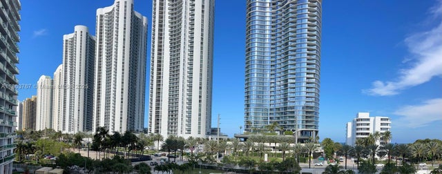 3 of 25 - 100 Bayview Dr 412, Sunny Isles Beach, FL