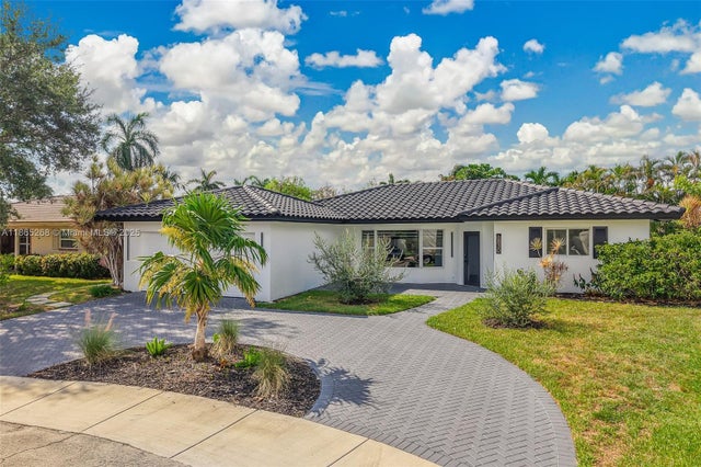 4 of 40 - 1830 Ne 65th Ct, Fort Lauderdale, FL
