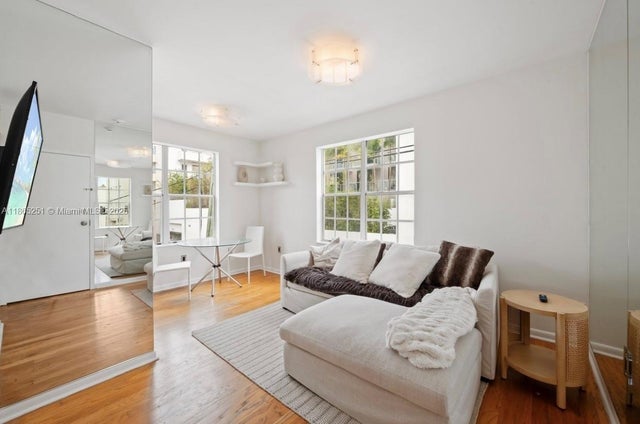 2 of 15 - 605 Euclid Ave 204, Miami Beach, FL