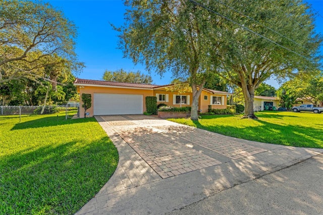1 of 34 - 17221 Sw 87th Ct, Palmetto Bay, FL
